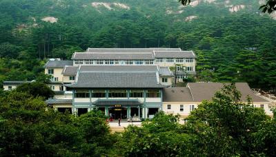 Huangshan Paiyunlou Hotel