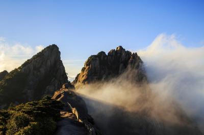 Morning Huangshan