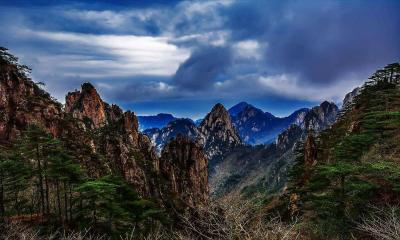 Cloud Valley Temple Scenic Area in Huangshan 