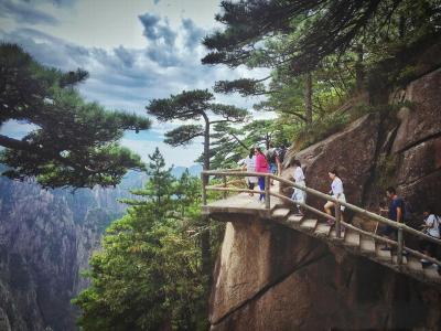 Huangshan Hiking 