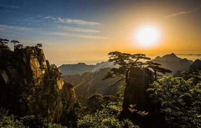 Huangshan Mountain Jade Screen Scenic Area