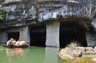 Huashan Mountain Mysterious Grottoes