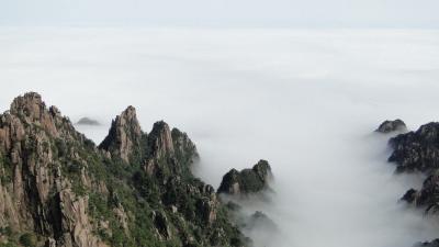 Sea of Clouds in Mount Huangshan
