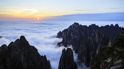 Sea of Clouds Huangshan Mountain 