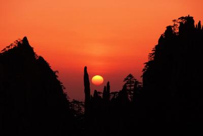 Sunrise in Yellow Mountain